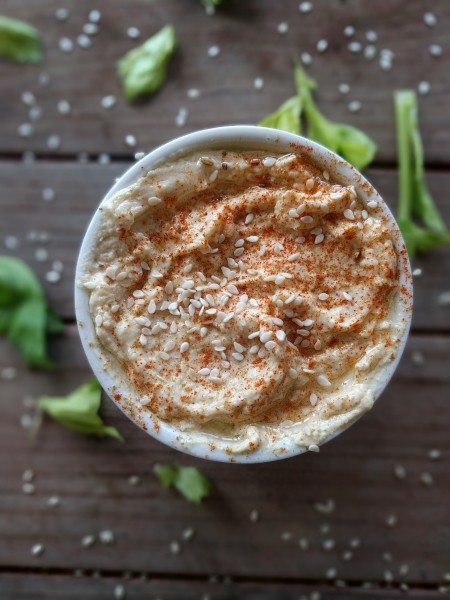Making hummus in your food processor is a quick and easy way to make a healthy snack.