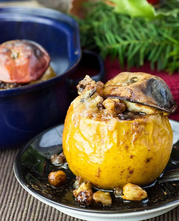 baked apple stuffed with nuts