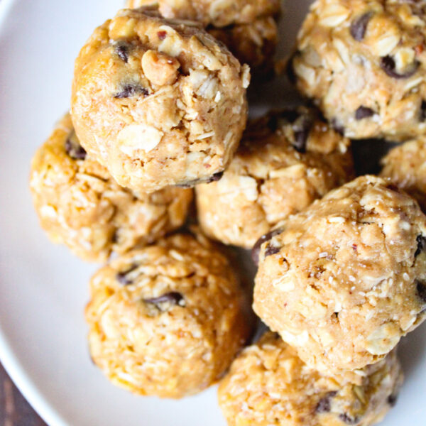 Peanut Butter Oatmeal Balls [Gluten Free, Dairy Free]