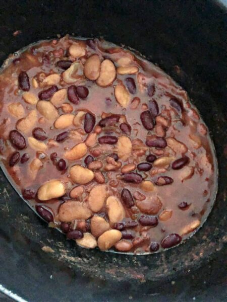 فاصوليا مخبوزة نباتي مطبوخ