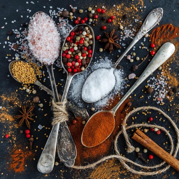 Spices on spoons