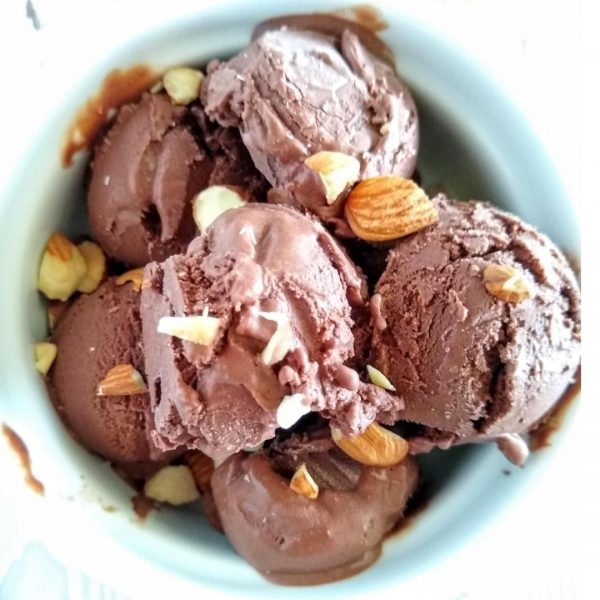 chocolate almond ice cream homemade