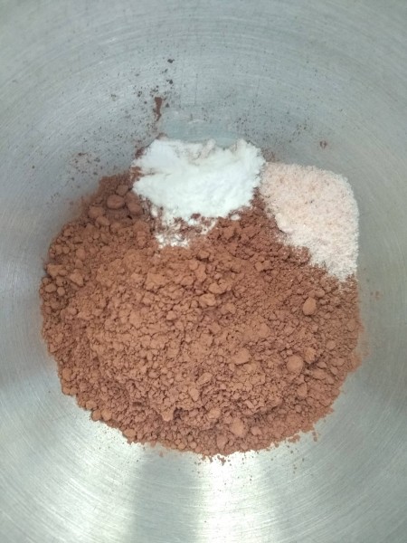 Dry ingredients in mixing bowl.