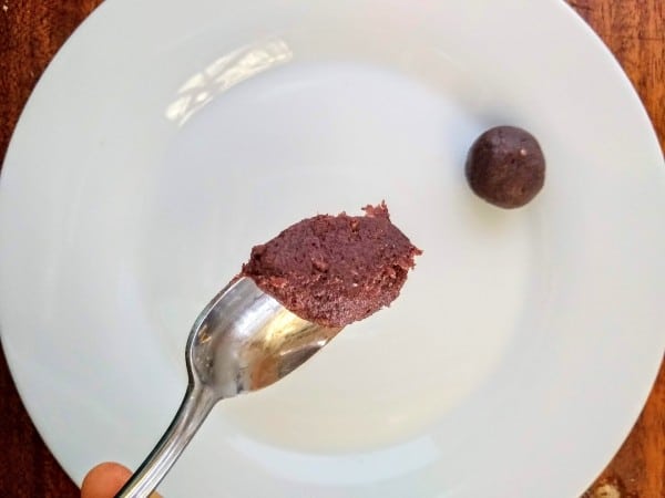 Scoop off a teaspoon at a time to roll into 1" balls.