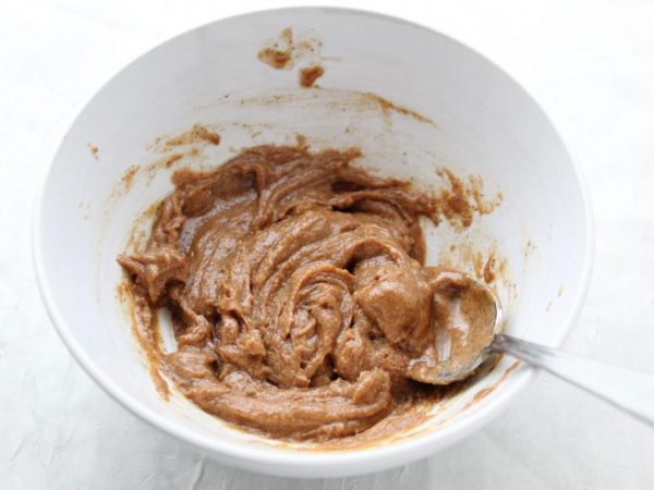 Almond butter mixture