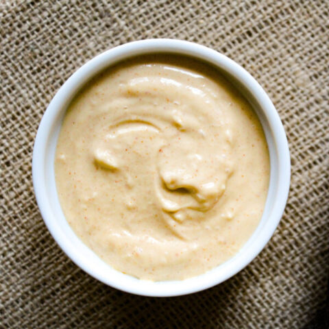 5 Minute Sriracha Aioli (Sriracha Mayo)