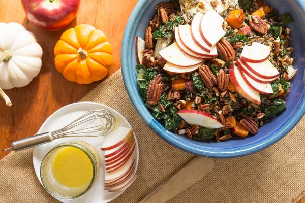 Wild rice with apples, kale & cider vinaigrette by Oat and Sesame
